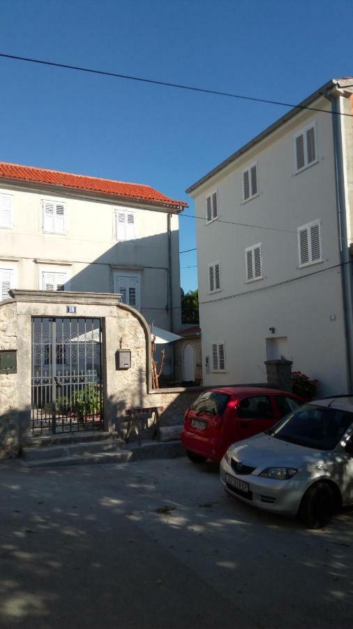 Apartmani Filip Zadar Diklo Eksteriør bilde