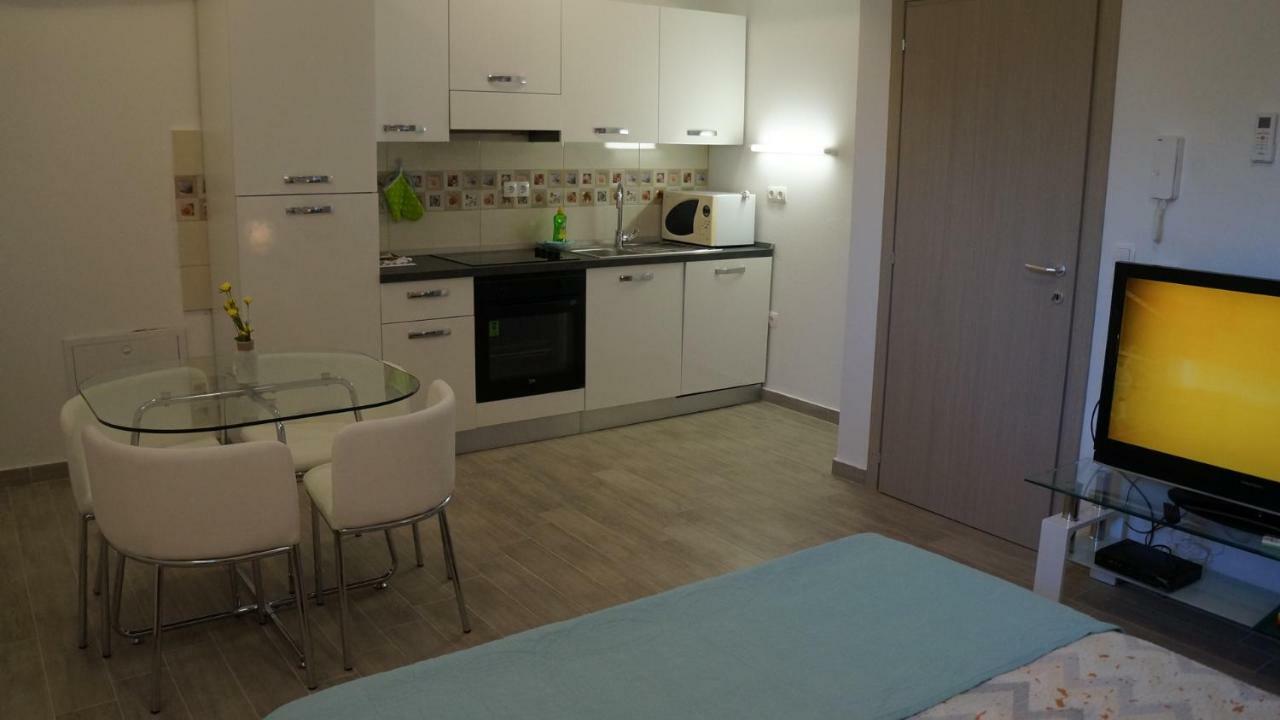 Apartmani Filip Zadar Diklo Eksteriør bilde